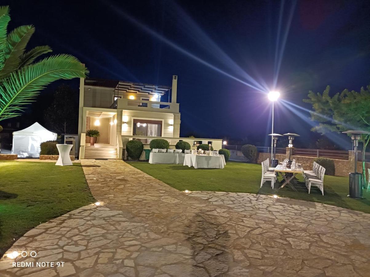 Villa Anemos