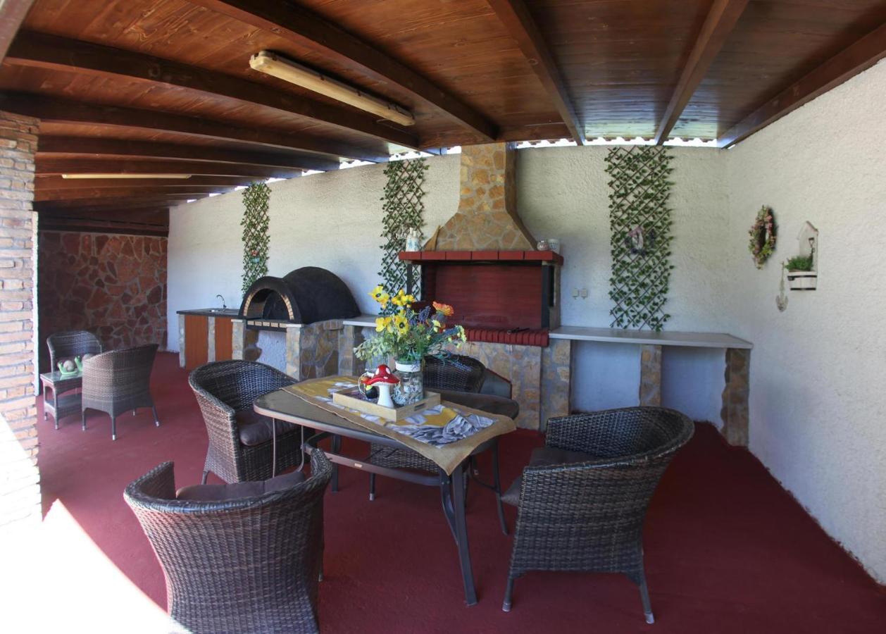 Villa Anemos